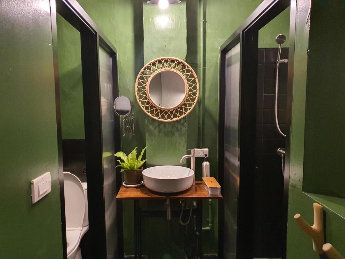 Motu Bangkok Apartment Luaran gambar